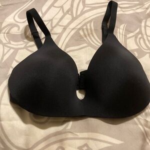Elegant Black Full-Coverage Bra